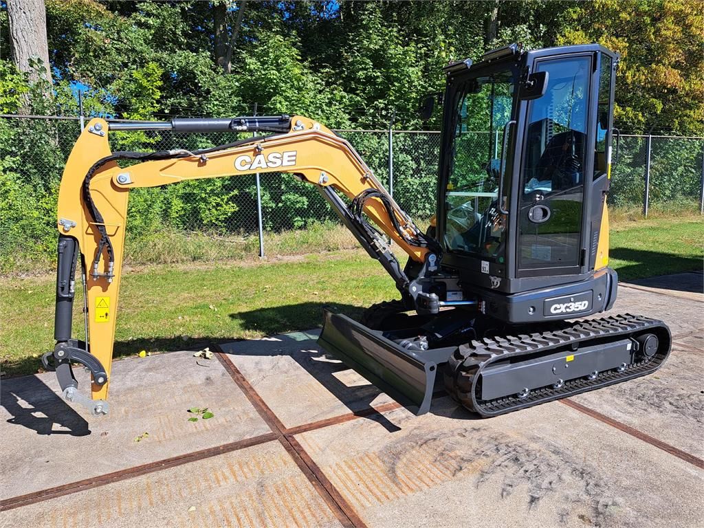 CASE Construction CX35D