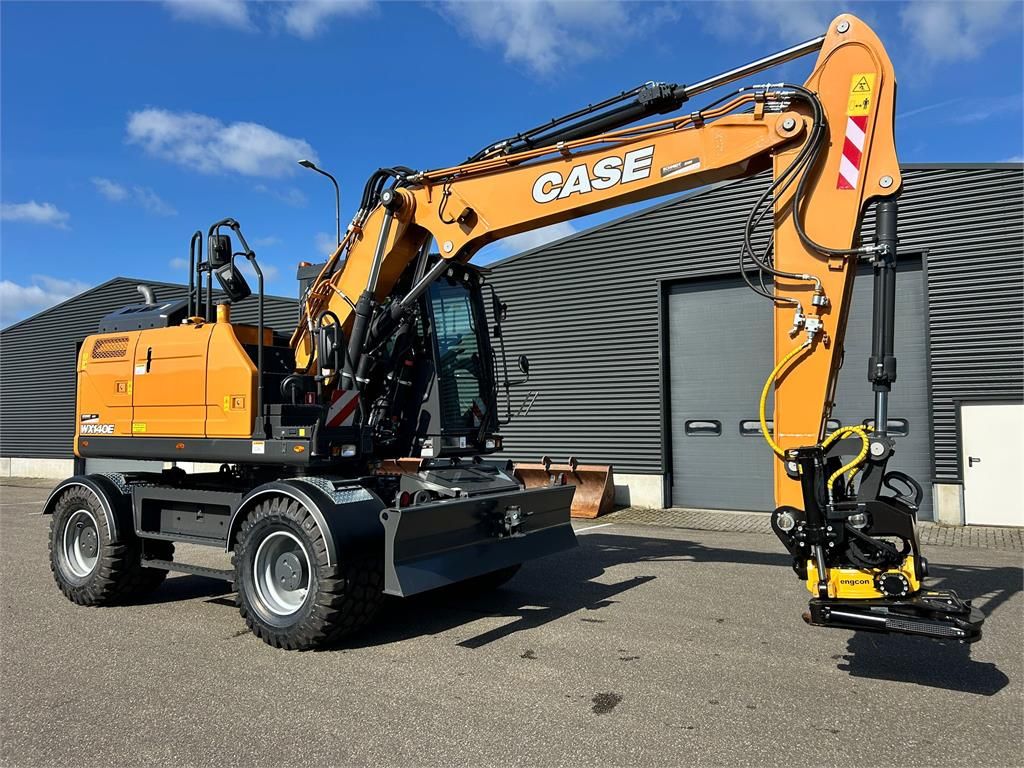 CASE Construction WX140E