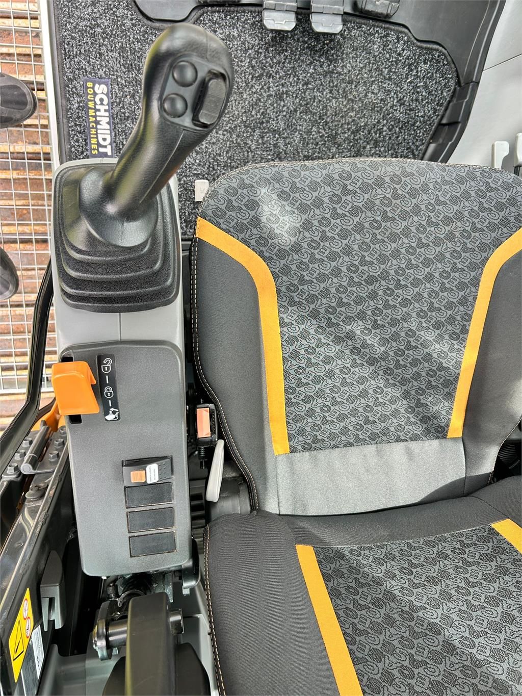 CASE Construction CX250E