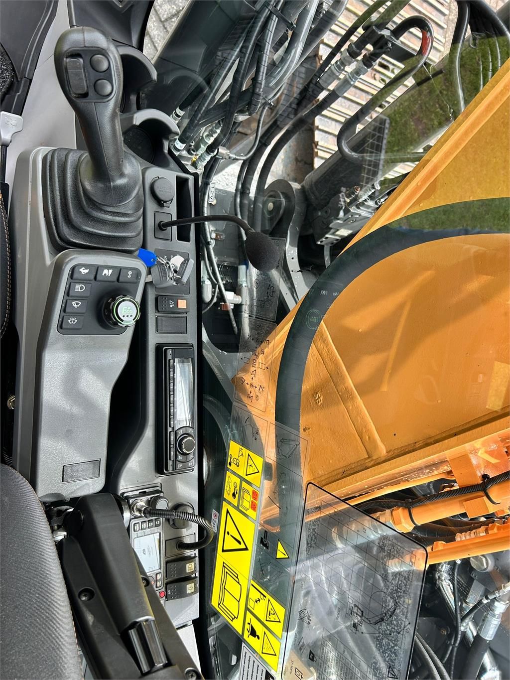 CASE Construction CX250E