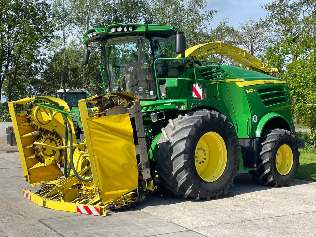 John Deere 8400 I Maishakselaar Hakselaar Graspick up Kemper