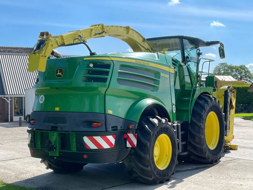 John Deere 8400 I Maishakselaar Hakselaar Graspick up Kemper
