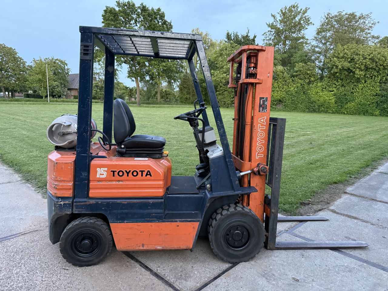 Toyota 1500KG LPG heftruck automaat doorkijkmast 201cm