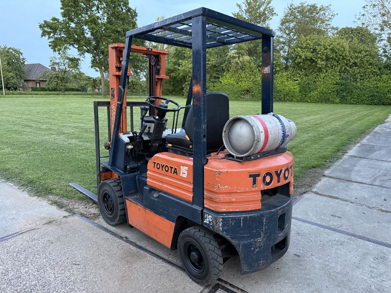 Toyota 1500KG LPG heftruck automaat doorkijkmast 201cm