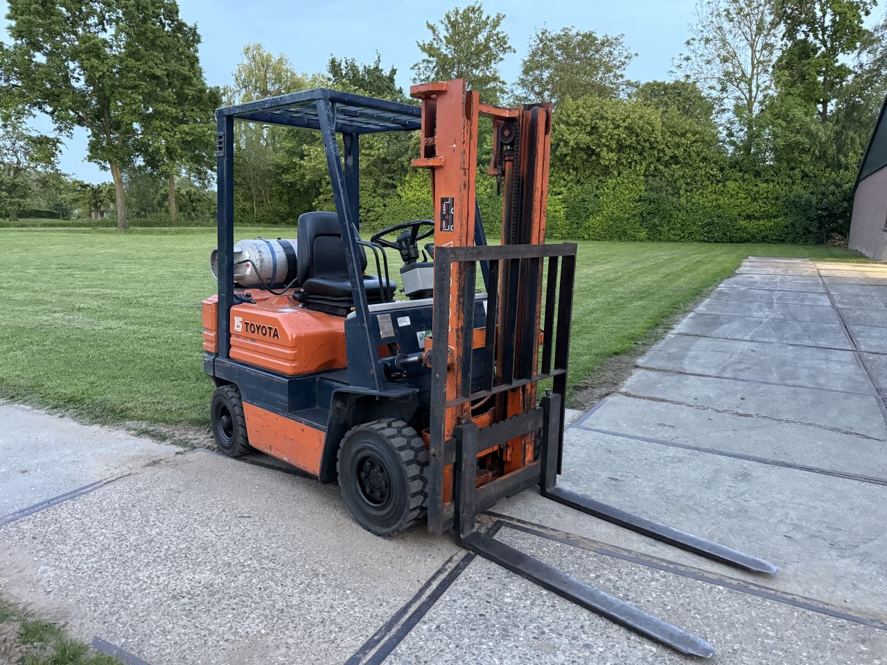 Toyota 1500KG LPG heftruck automaat doorkijkmast 201cm