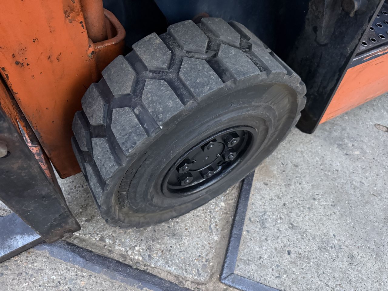 Toyota 1500KG LPG heftruck automaat doorkijkmast 201cm