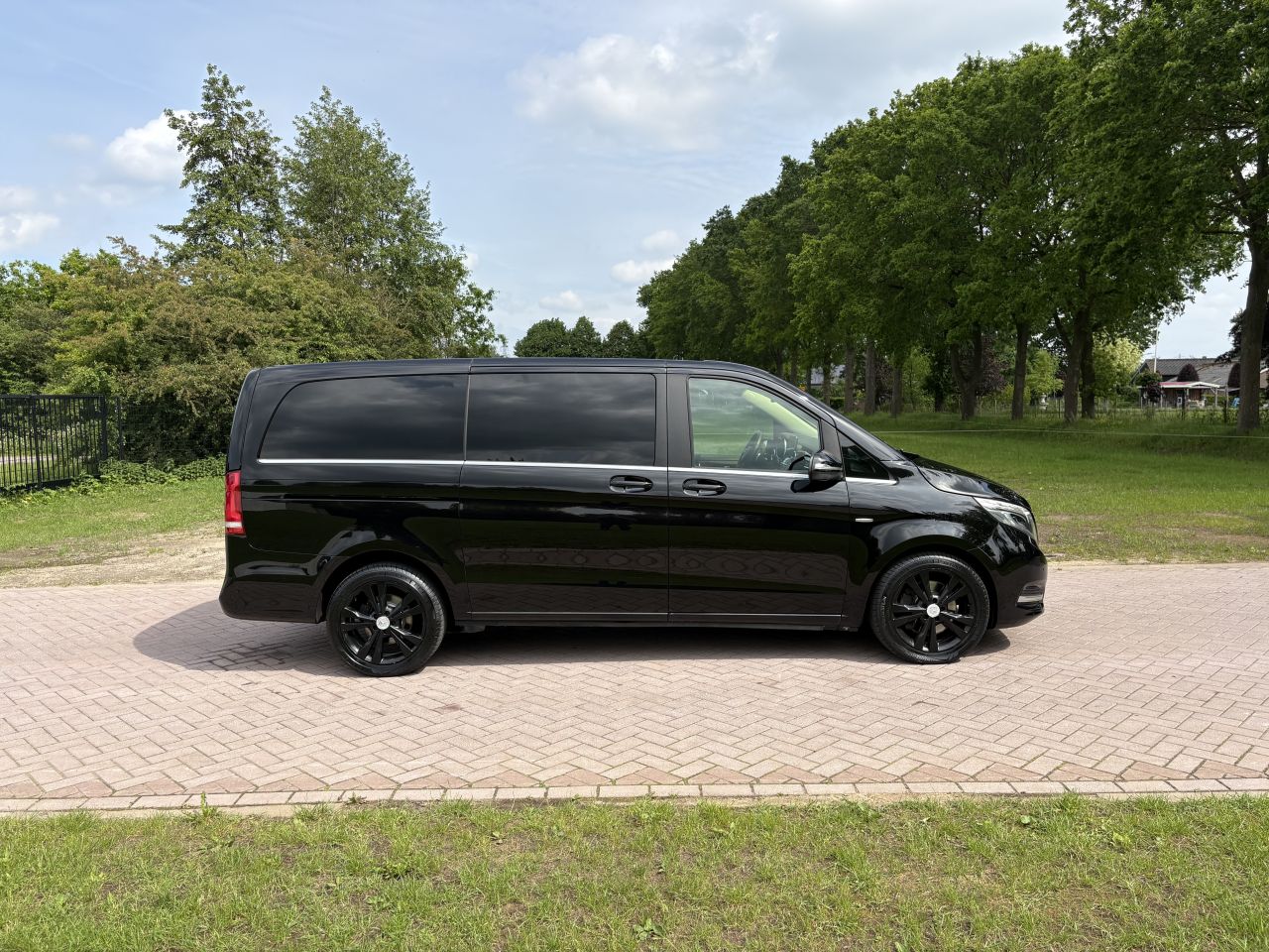 MERCEDES-BENZ V 220 V-KLASSE automaat