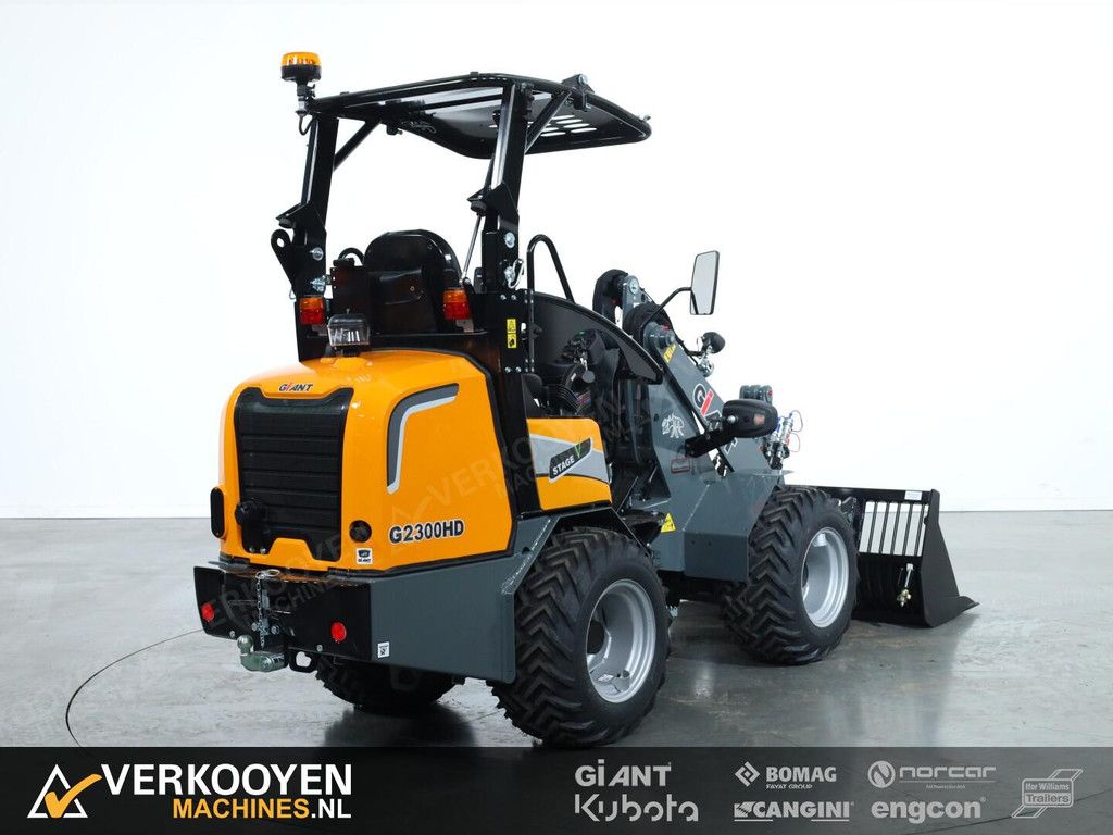 2026 Giant G2300 HD VK10070
