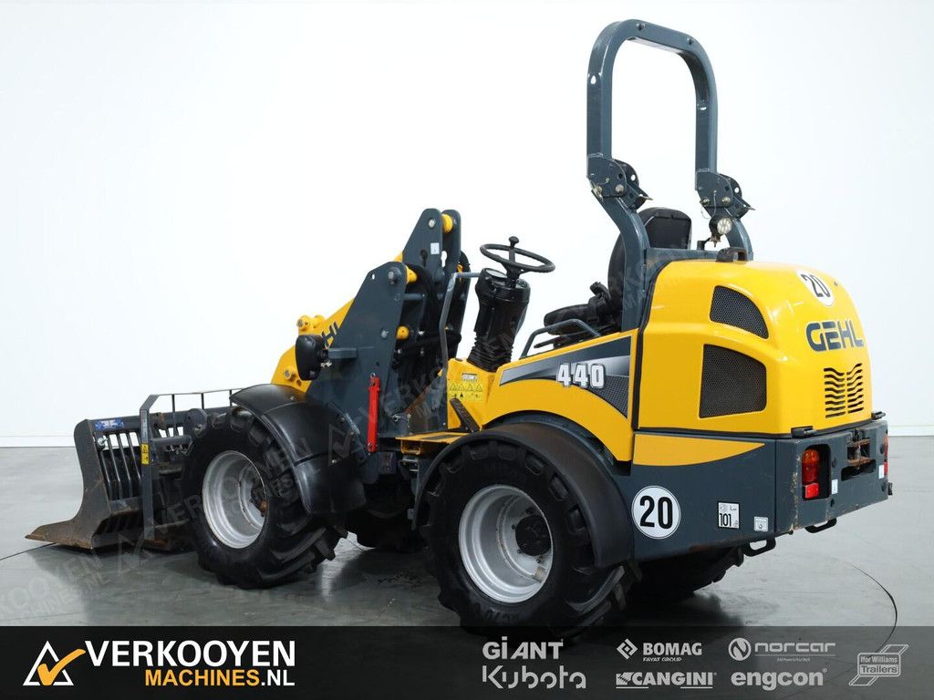 2019 Gehl AL 440 VK10817 Mustang 406