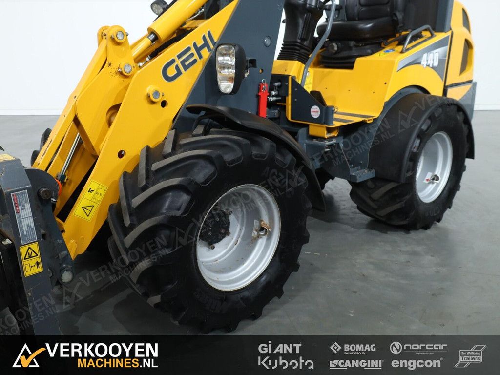 2019 Gehl AL 440 VK10817 Mustang 406