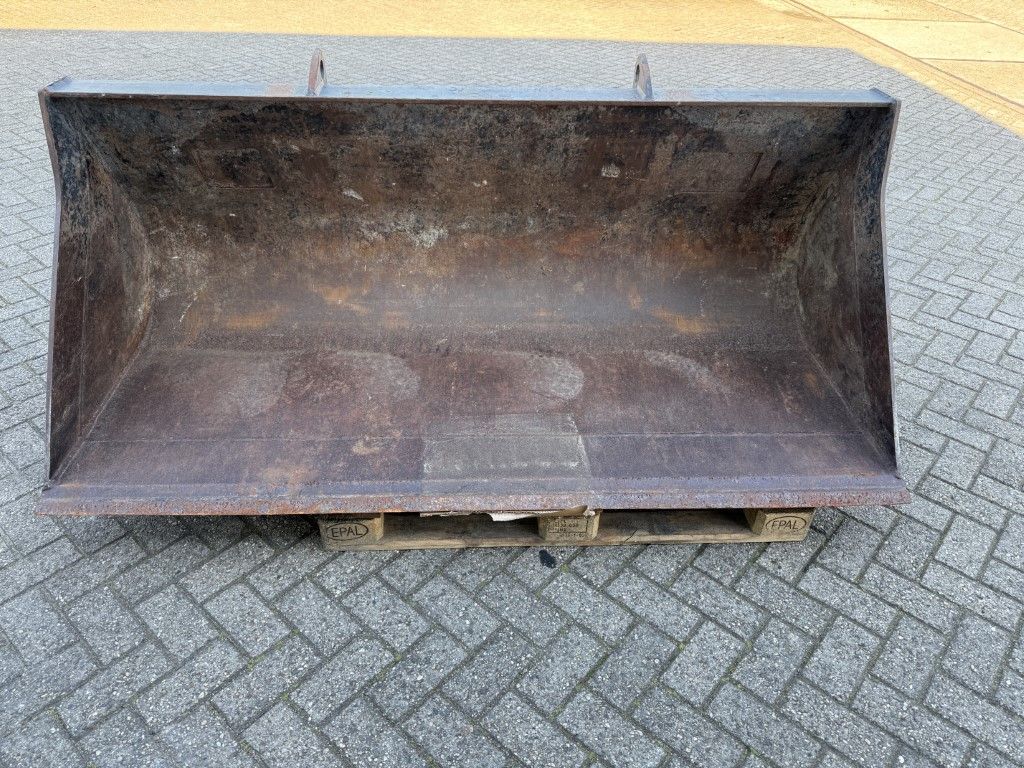 GRONDBAK VOLVO L20-L25