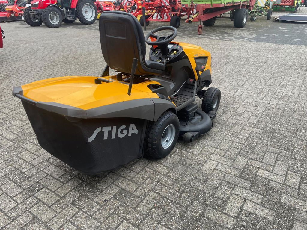 Stiga ESTATE 7122 HWS