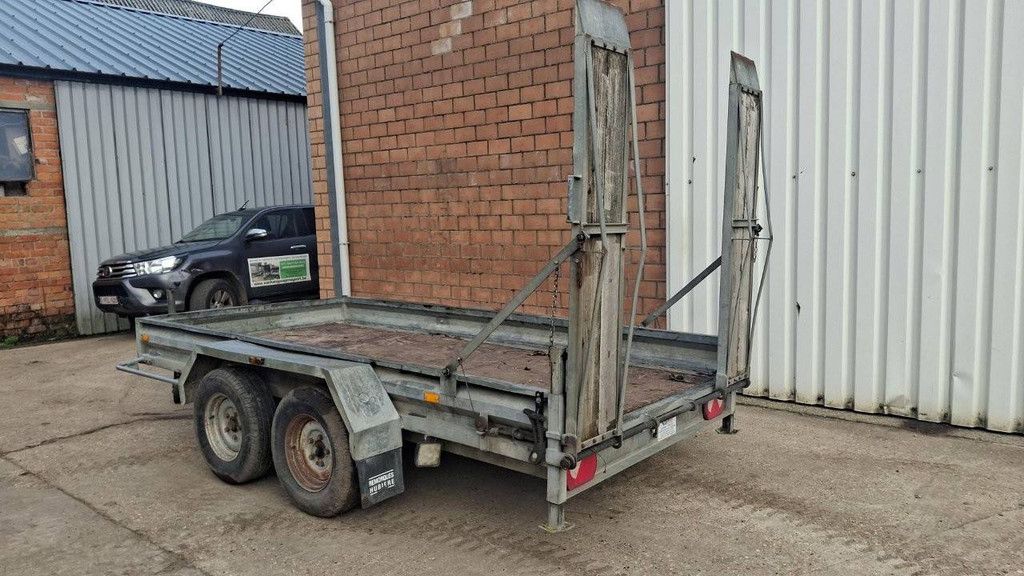 Machinetransporter Hubiere CNT 352 3500kg