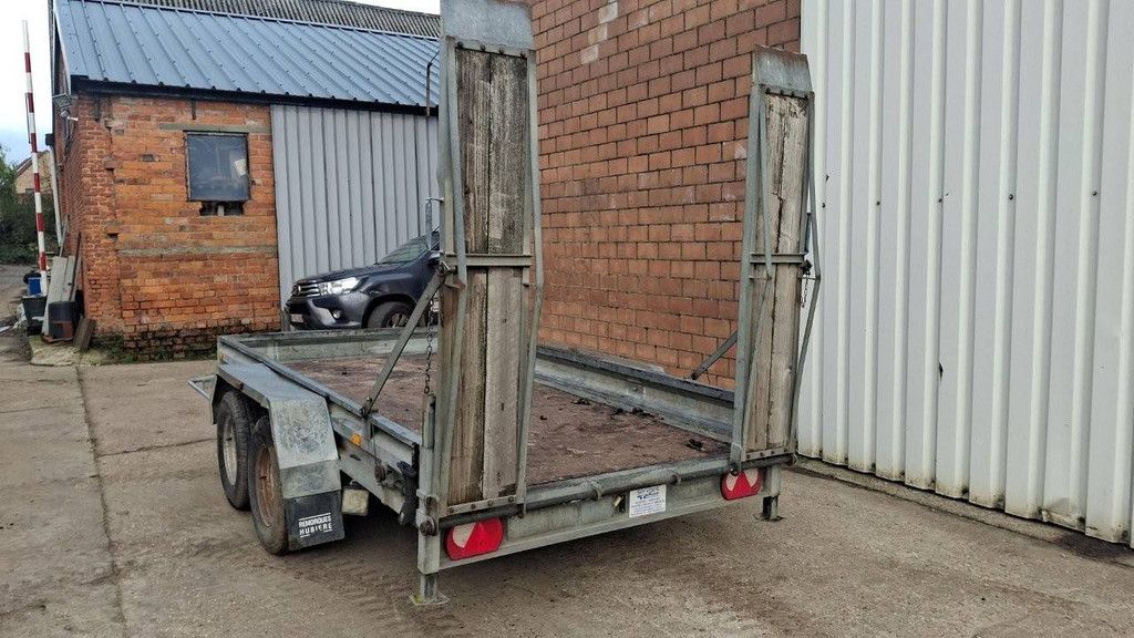 Machinetransporter Hubiere CNT 352 3500kg