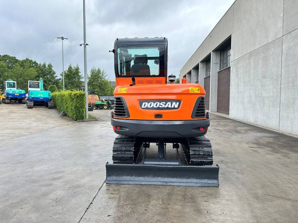 Doosan DX55-9CN Diesel Crawler Excavator 2019
