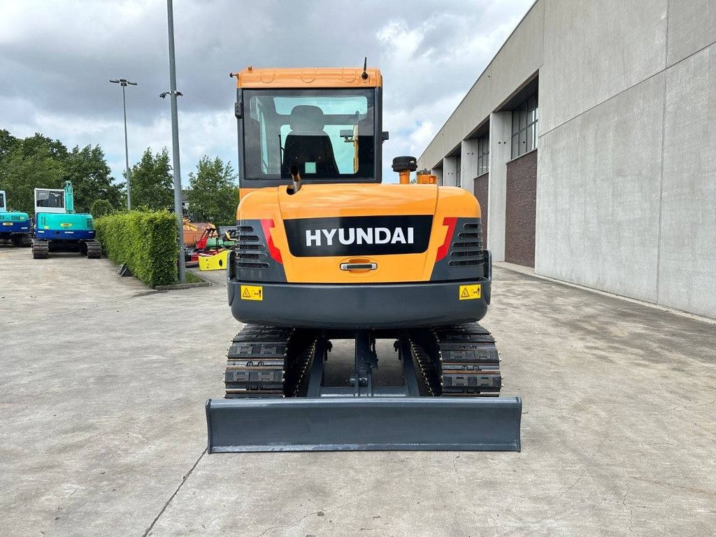 Raupenbagger Hyundai R60VS Diesel 2020