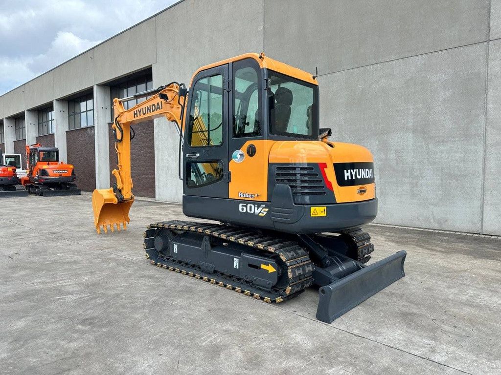 Raupenbagger Hyundai R60VS Diesel 2020