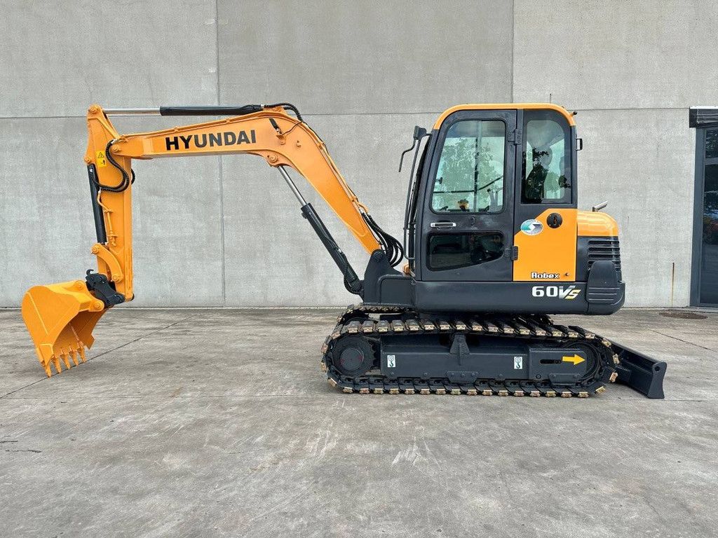 Raupenbagger Hyundai R60VS Diesel 2020
