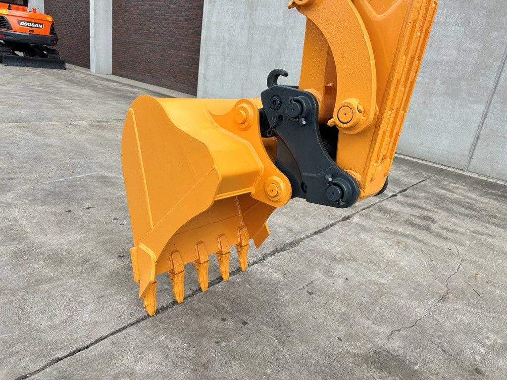 Raupenbagger Hyundai R60VS Diesel 2020