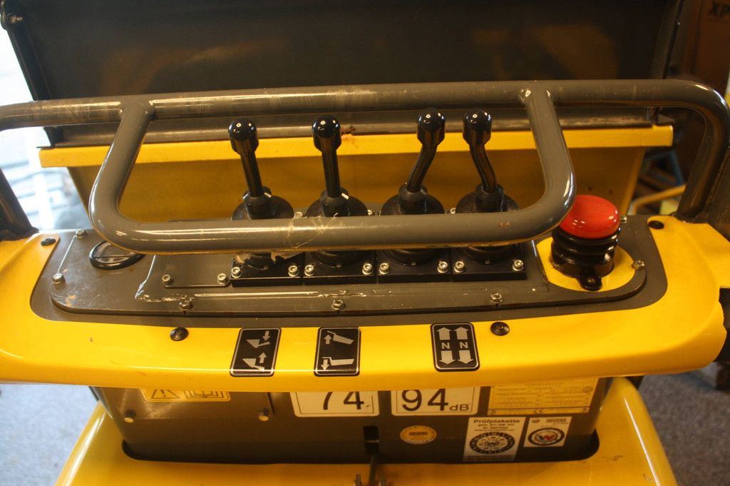 Tracked dumper Wacker Neuson DT10E Electric 2019