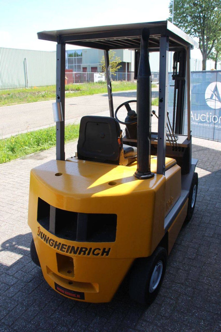 Heftruck Jungheinrich DFG25 Diesel 2500kg 3.2m 1993