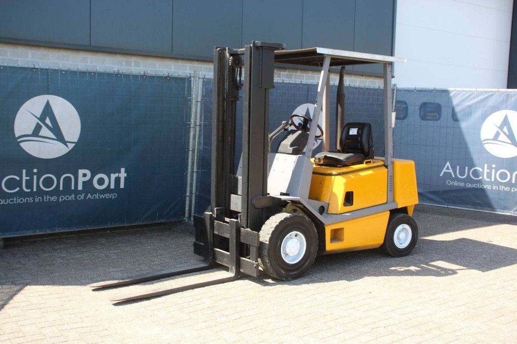Heftruck Jungheinrich DFG25 Diesel 2500kg 3.2m 1993