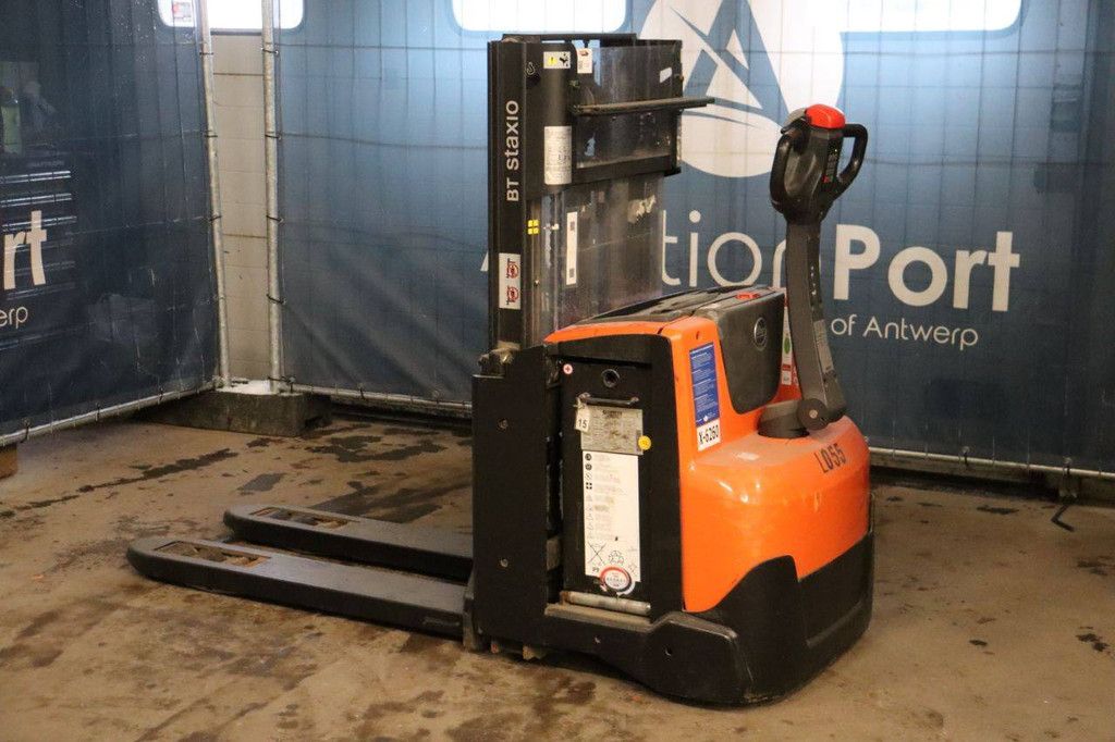 Stapelaar BT SWE200D Elektrisch 2000kg 2013