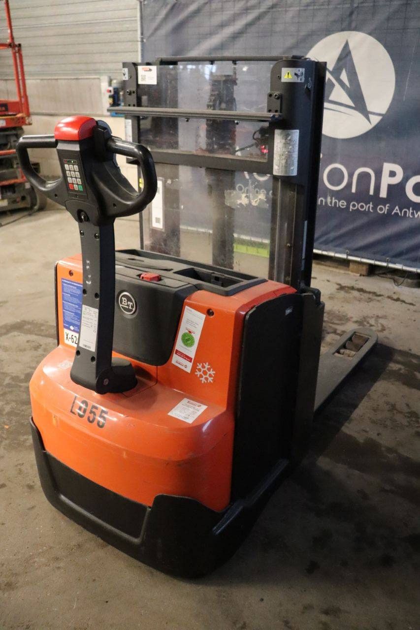 Stapelaar BT SWE200D Elektrisch 2000kg 2013