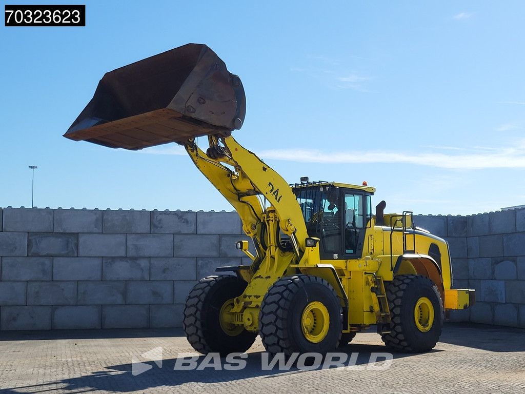 Hyundai HL980 High Tip Bucket