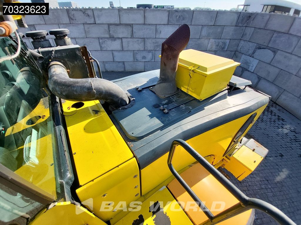 Hyundai HL980 High Tip Bucket