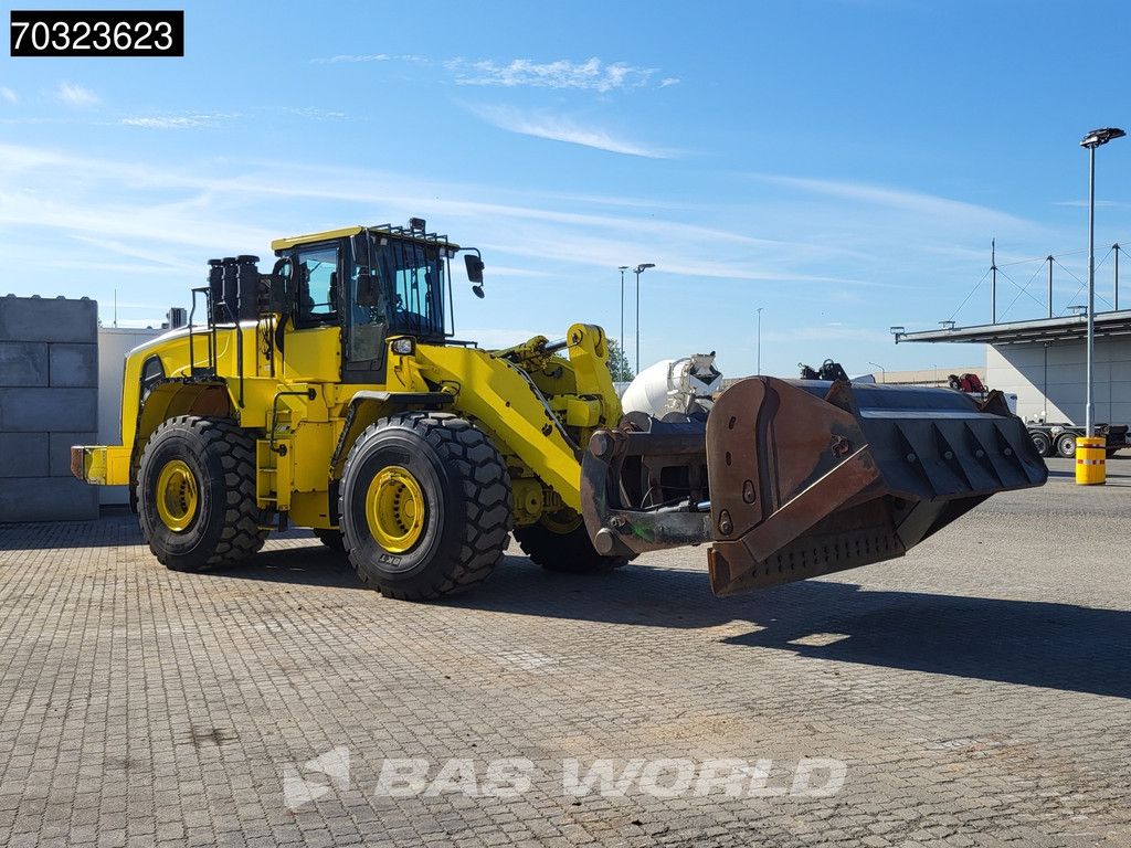 Hyundai HL980 High Tip Bucket