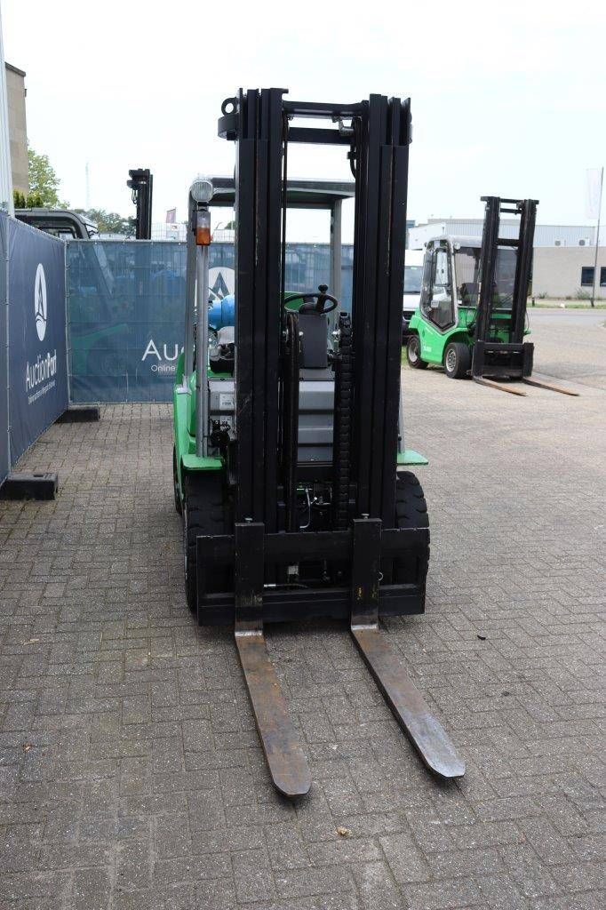 Gabelstapler CESAB M325G LPG 2500kg 2018