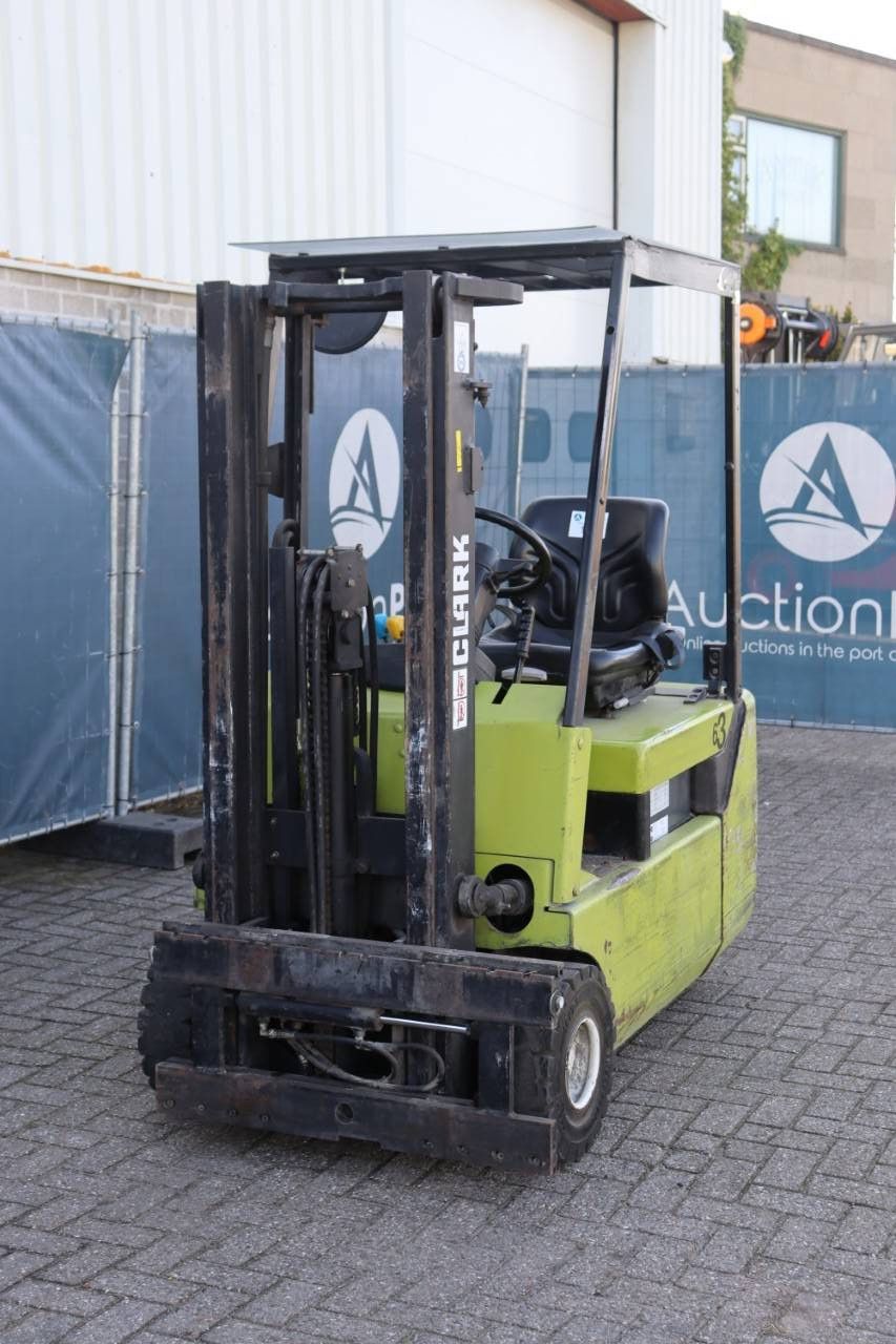 Clark CTM16S Elektrogabelstapler 1600 kg 3,3 m 2001