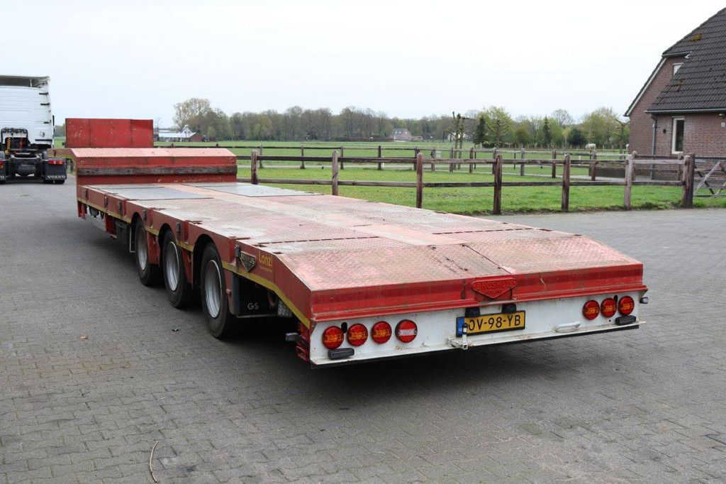 Broshuis E-2190/27 2002 Low Loader Semi-Loader