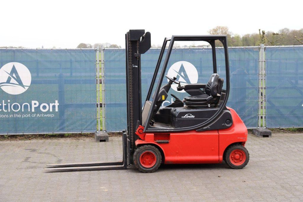 Linde E18P-02 Elektrogabelstapler 1800 kg 3,25 m 1999
