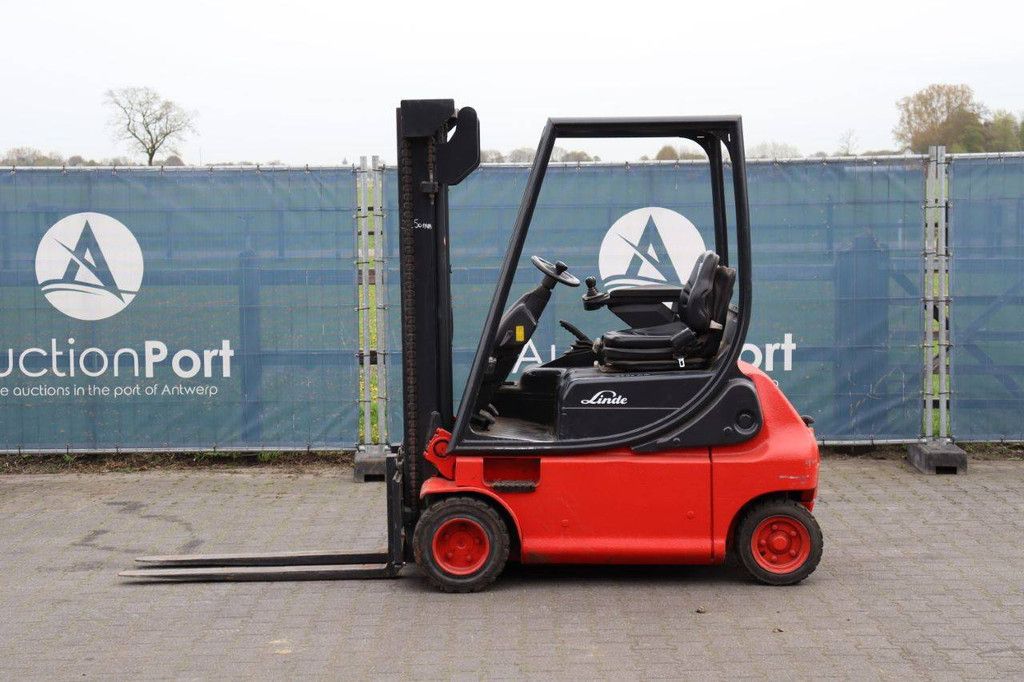 Linde E18P-02 Elektrogabelstapler 1800 kg 3,25 m 1999