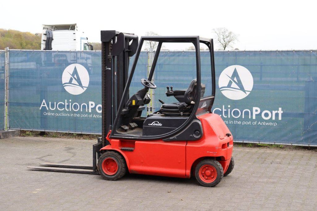 Linde E18P-02 Elektrogabelstapler 1800 kg 3,25 m 1999