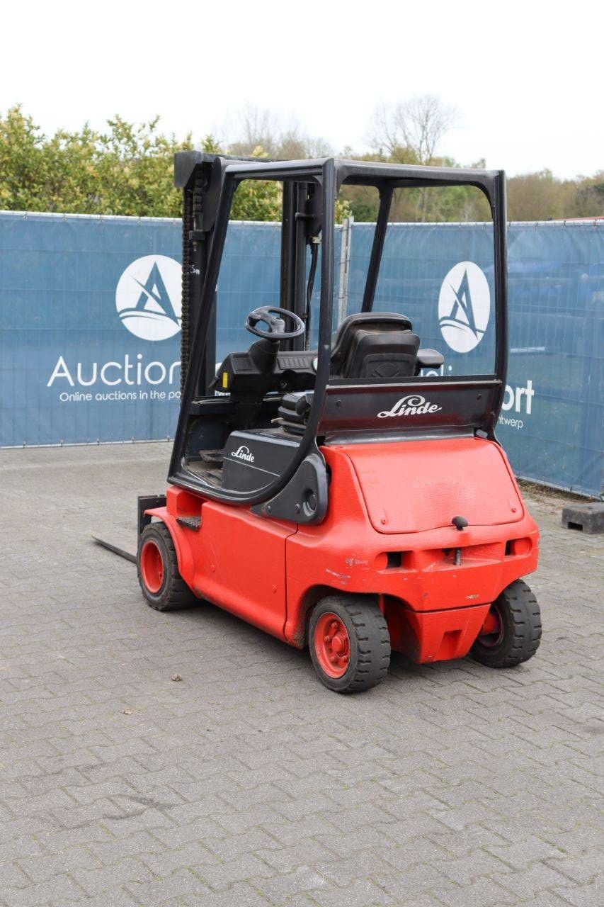 Linde E18P-02 Elektrogabelstapler 1800 kg 3,25 m 1999