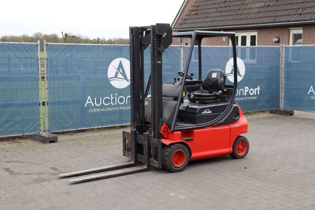 Linde E18P-02 Elektrogabelstapler 1800 kg 3,25 m 1999