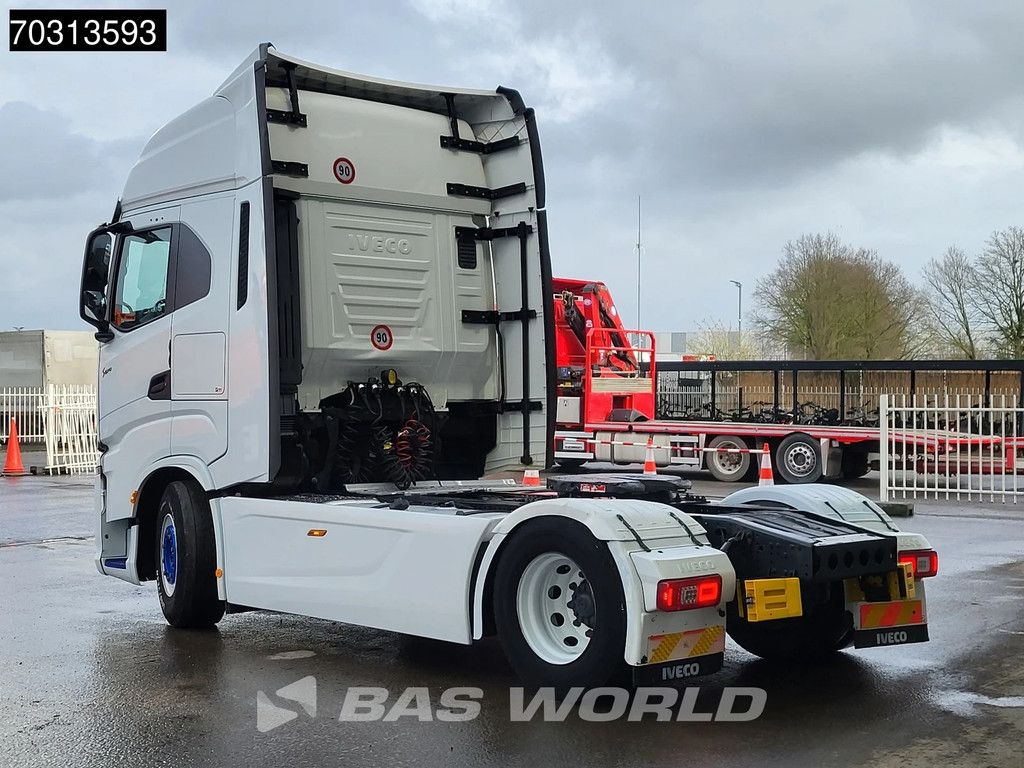Iveco S-Way 570 4X2 Retarder 2xTanks Standklima Navi