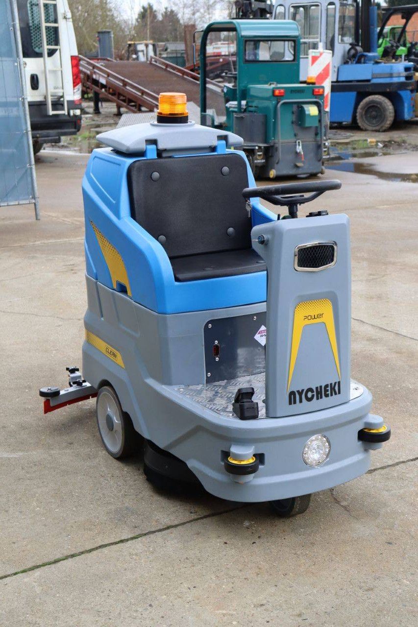 Scheuermaschine Nycheki 46377 Elektrisch