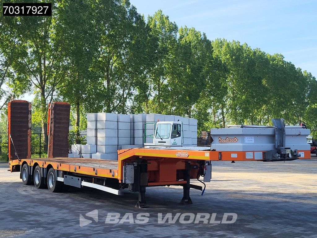 Nooteboom OSD03051 3 axles Lifting Bed Steering Axle Ramps