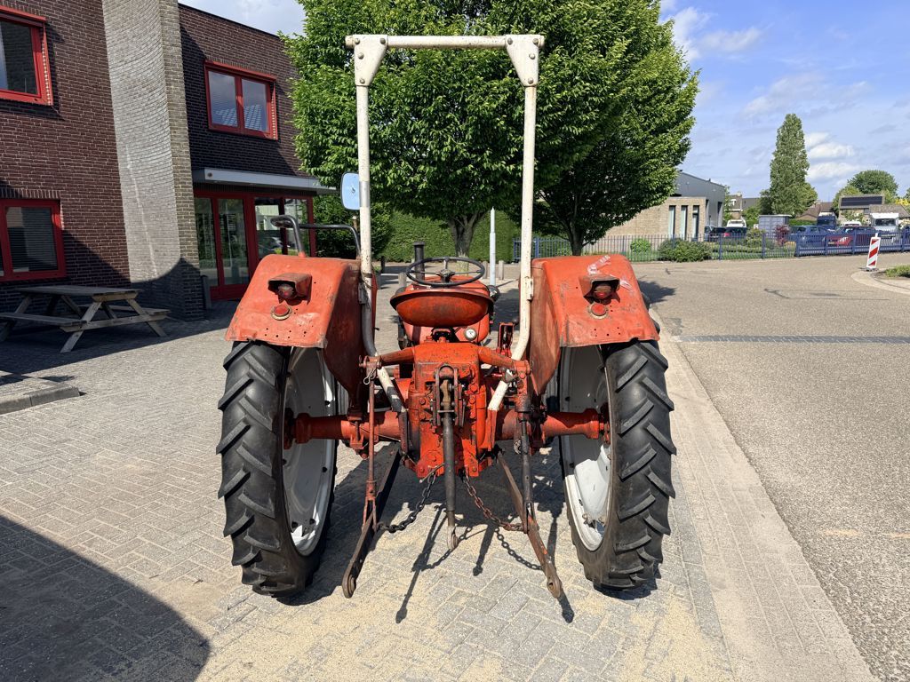 Mc Cormick 434 Tractor