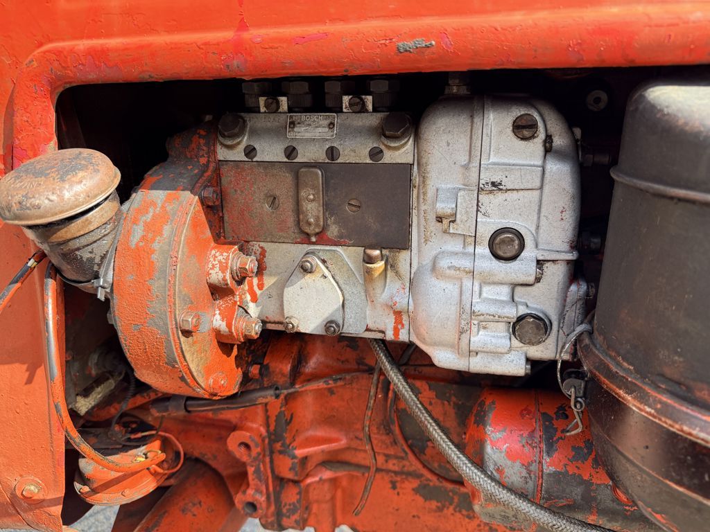 Mc Cormick 434 Tractor