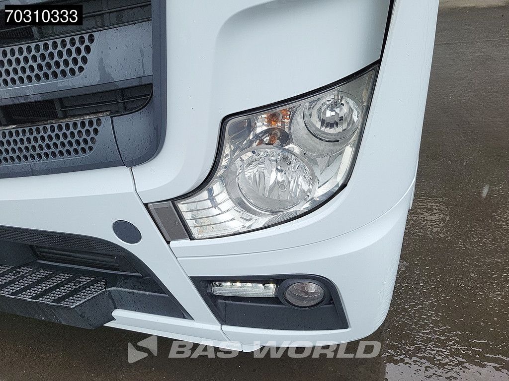 Mercedes Actros 1845 4X2 BigSpace 2xTanks ACC