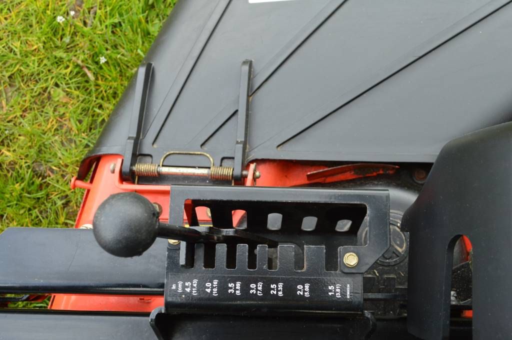 Ariens Zoom 42 zero-turn zitmaaier
