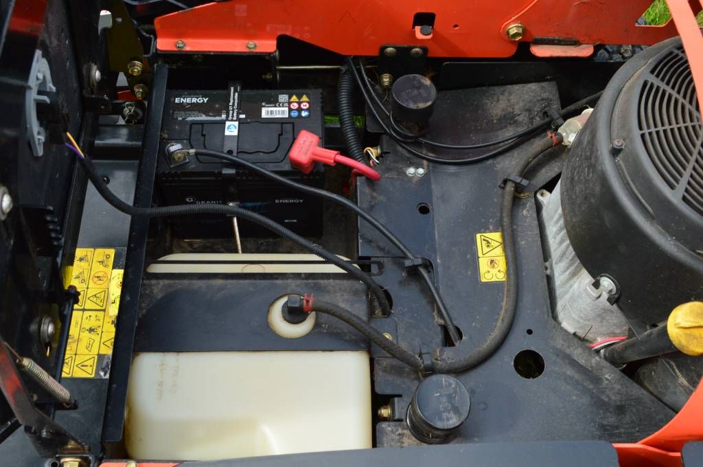 Ariens Zoom 42 zero-turn zitmaaier