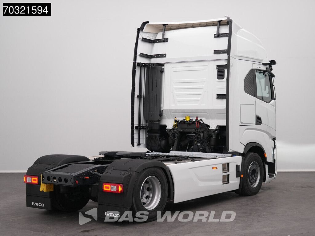Iveco S-Way 500 4X2 NEW! 2xTanks HPEB Standklima ACC NAVI LED
