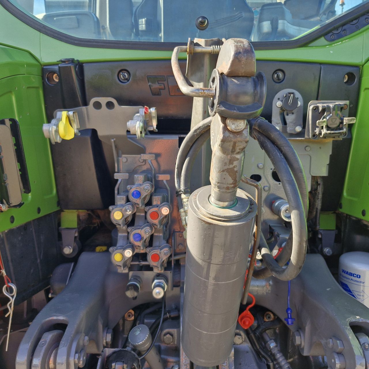 Fendt 718 vario profi plus