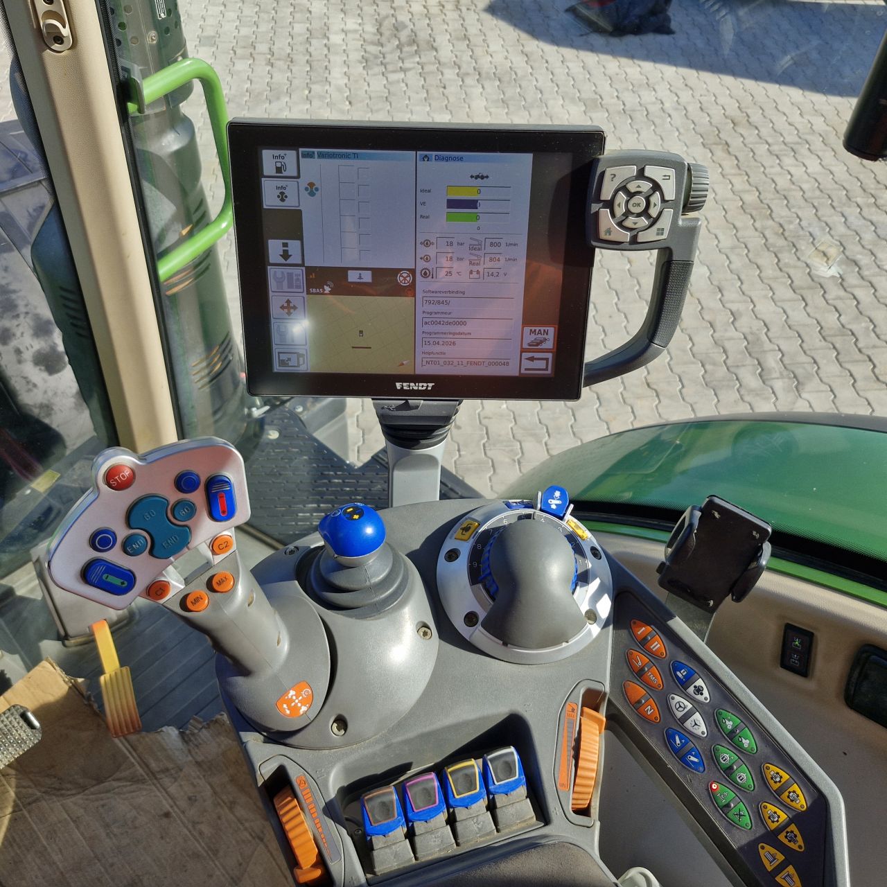 Fendt 718 vario profi plus